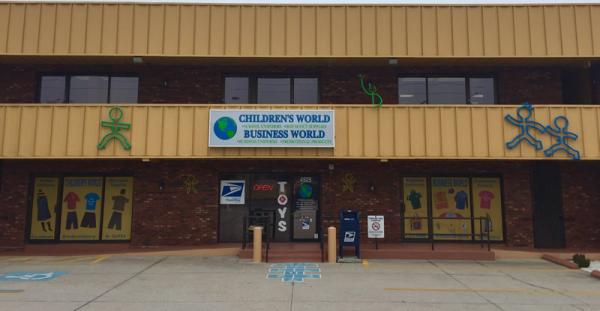 store-front Children's World Store on Bee Ridge